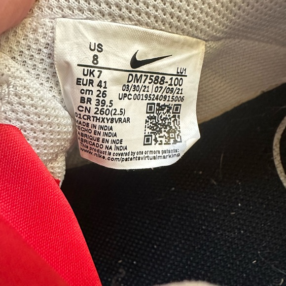 Nike Court vision white and red sneaker. - Picture 6 of 7